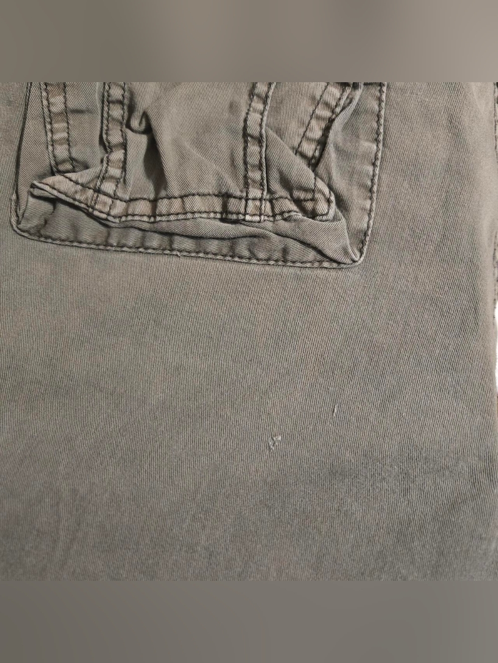 Shorts - Picture 3 of 3